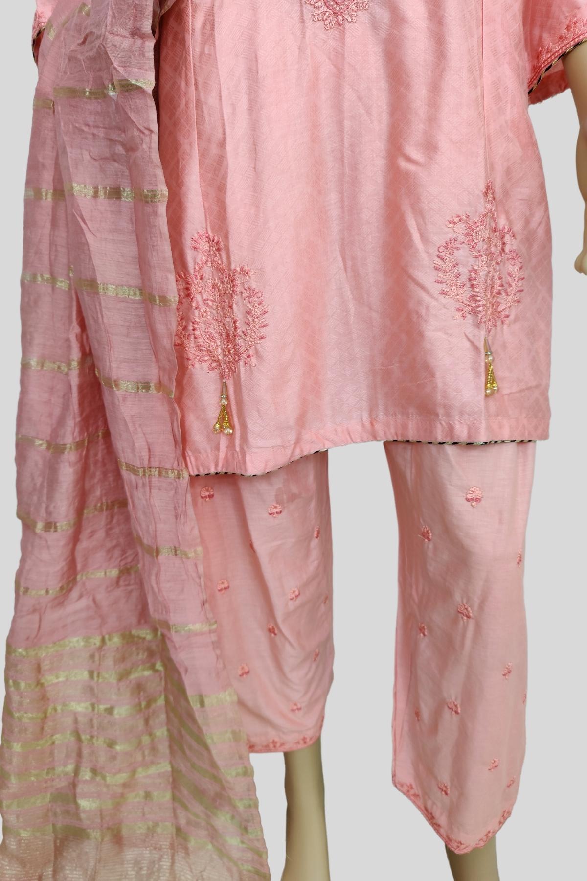 3 Piece Embroidery Lawn/Cotton Suit